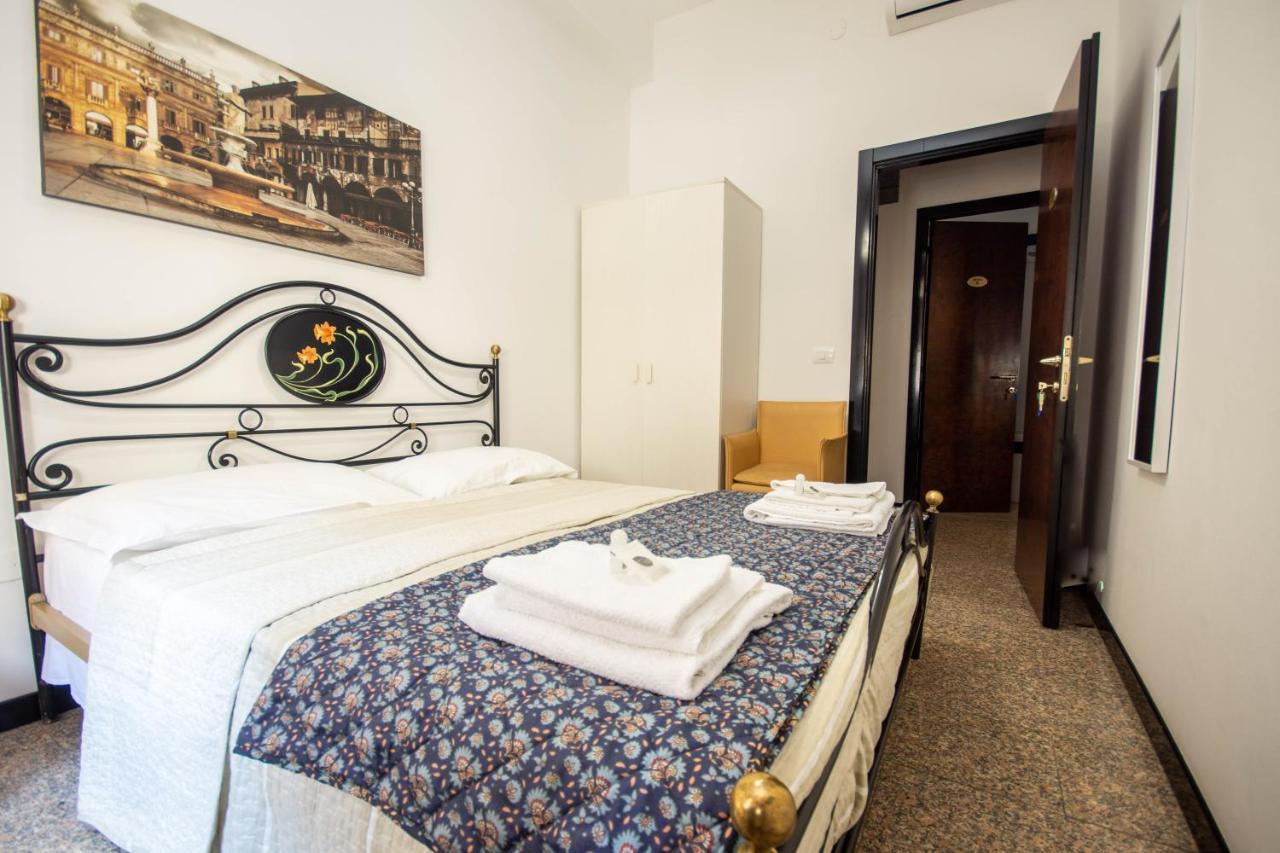 Residenza Bra Apartment Verona Buitenkant foto